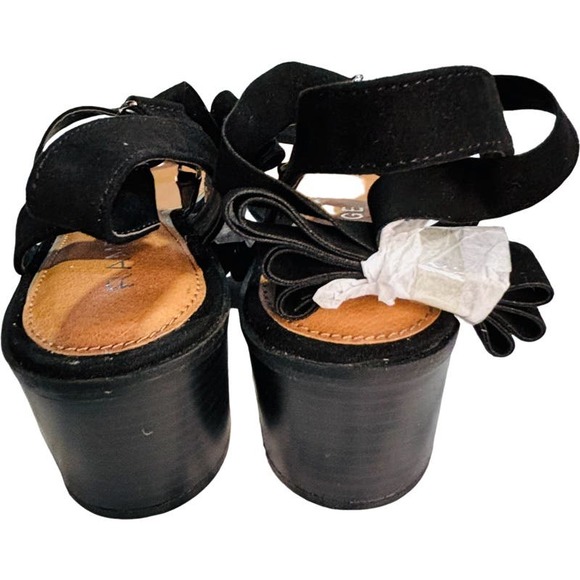 NWOT Rampage RAM-Henna Gladiator Style Ankle Wrap Heeled Sandals Women's Sz 8M - Picture 2 of 9